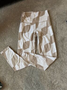 aerie Tan and White Wave-Print Kids Leggings